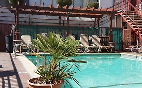 Days Inn By Wyndham Victorville - Hesperia I-15 Palmdale Road